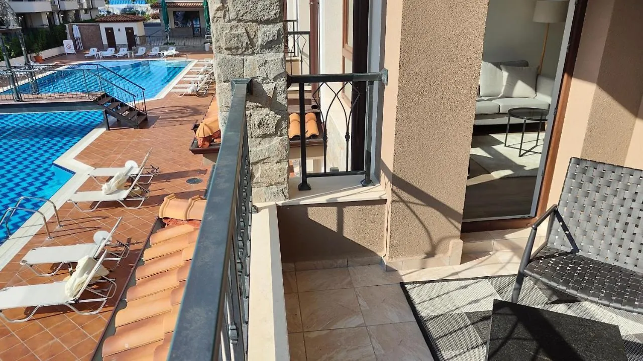 Beachfront Apartments, Sarafovo 布尔加斯